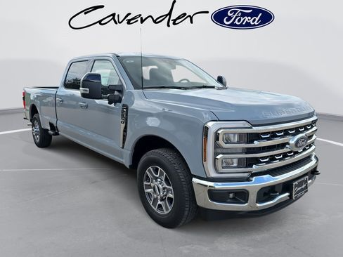 New 2026 Ford F350 Lariat image 3