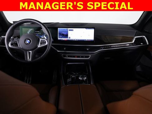 Used 2026 BMW X7 M60i AWD/4WD image 42