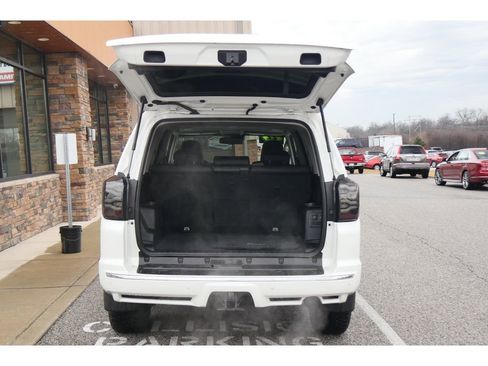 Used 2022 Toyota 4Runner Limited image 29