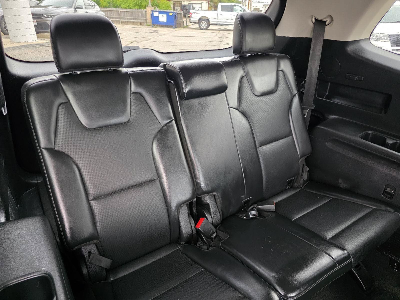Used 2021 Kia Telluride EX w/ EX Premium Package FWD image 13