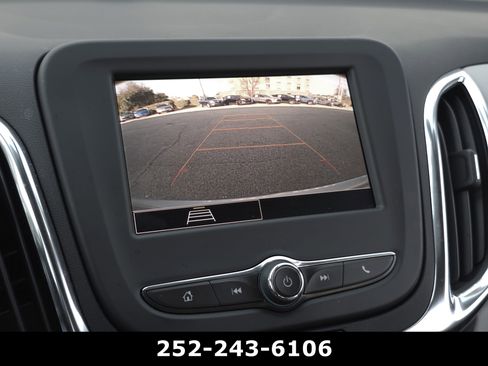 Used 2024 Chevrolet Equinox LS image 15