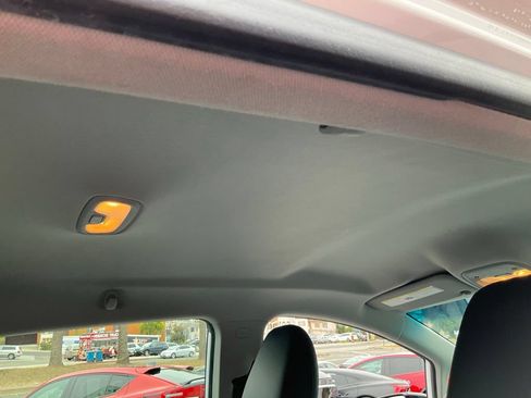 Used 2017 Chevrolet Bolt Premier FWD image 55