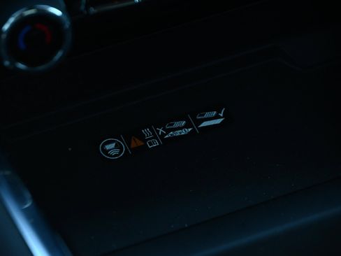 Used 2025 Chevrolet Tahoe LT w/ Comfort Package image 36