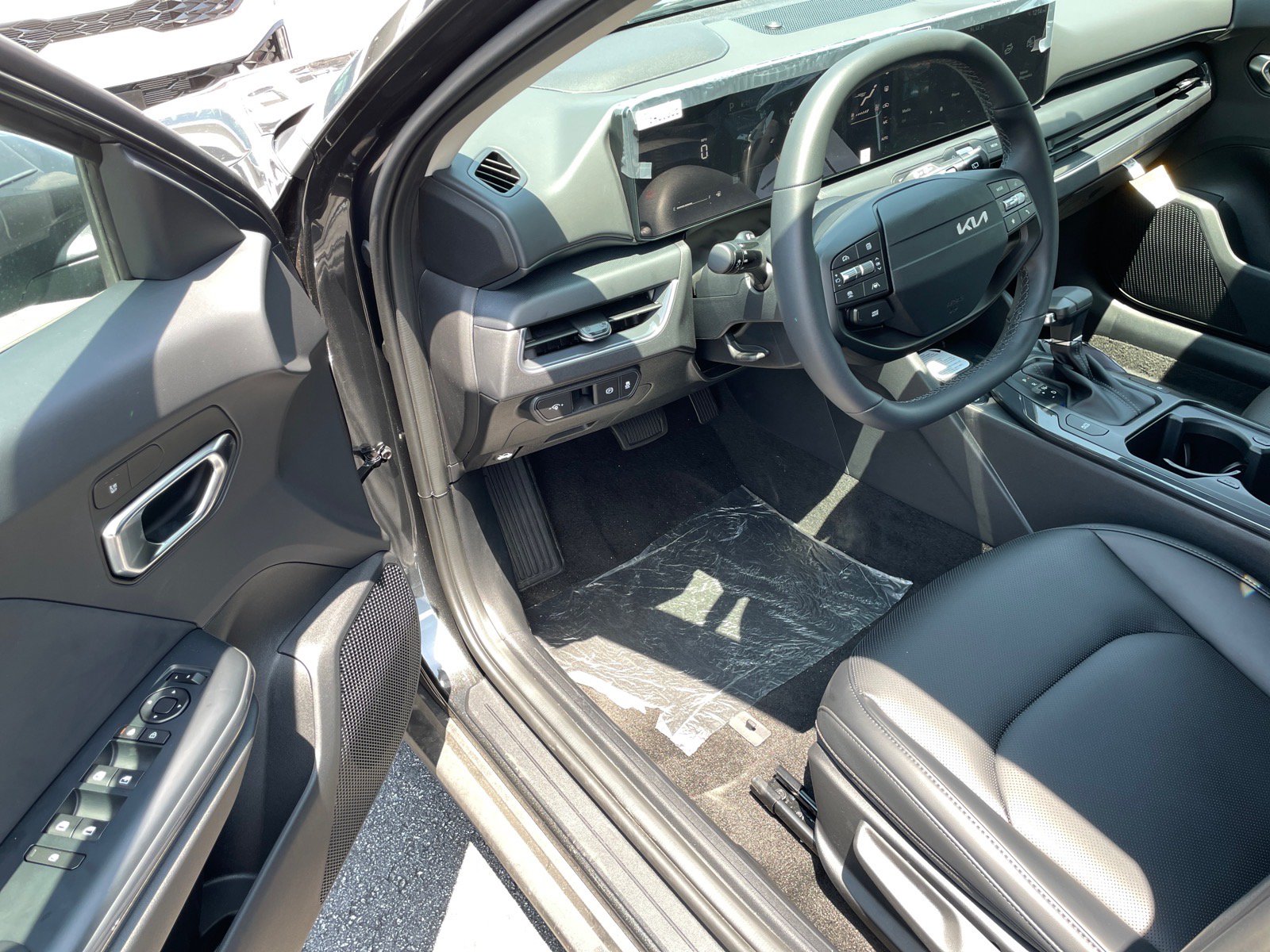 New 2026 Kia K4 EX FWD image 9