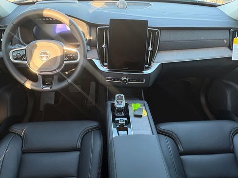 New 2026 Volvo XC90 B6 Ultra w/ Protection Package Premier image 9