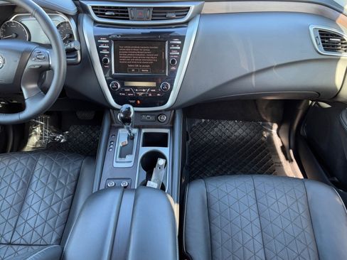Used 2019 Nissan Murano Platinum image 14