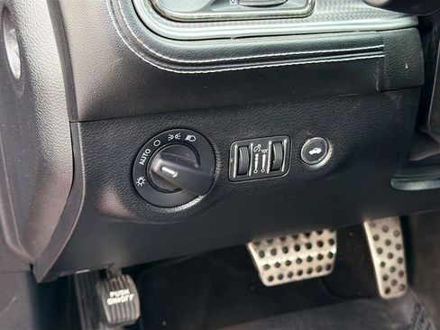 Used 2022 Dodge Challenger SRT Hellcat w/ Plus Package image 10