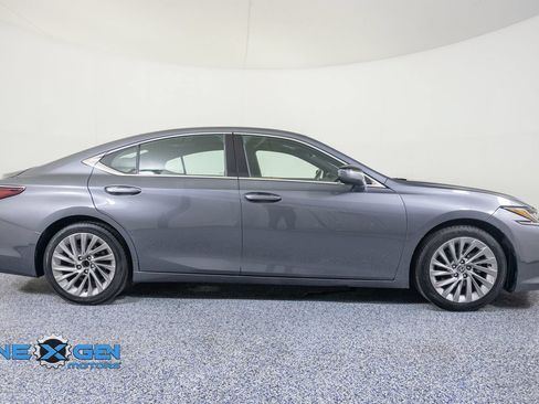Used 2019 Lexus ES 350 w/ Accessory Package FWD image 8