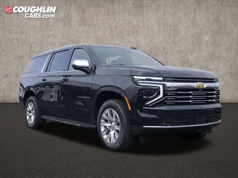 Used 2025 Chevrolet Suburban Premier AWD/4WD image 1