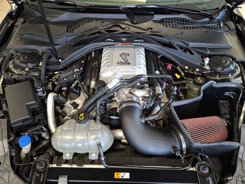 Used 2020 Ford Mustang Shelby GT500 w/ Technology Package image 25