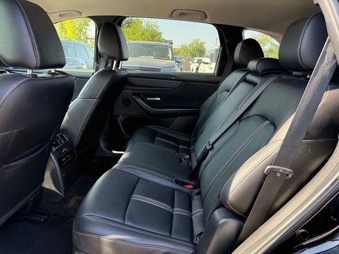 Used 2024 MAZDA CX-90 3.3 Turbo w/ Select Package AWD/4WD image 9