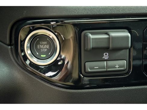 New 2026 GMC Sierra 1500 SLT w/ SLT Premium Plus Package AWD/4WD image 30