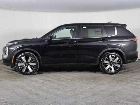 New 2026 Mitsubishi Outlander SE FWD image 19