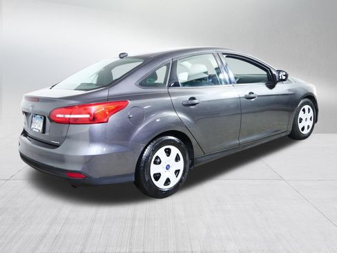 Used 2015 Ford Focus S FWD image 7
