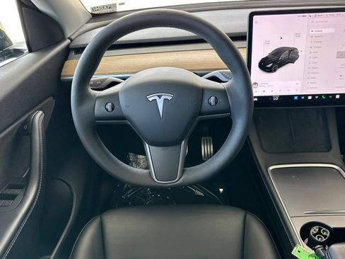 Used 2021 Tesla Model Y Performance image 14