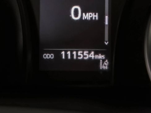 Used 2018 Toyota Camry SE FWD image 16