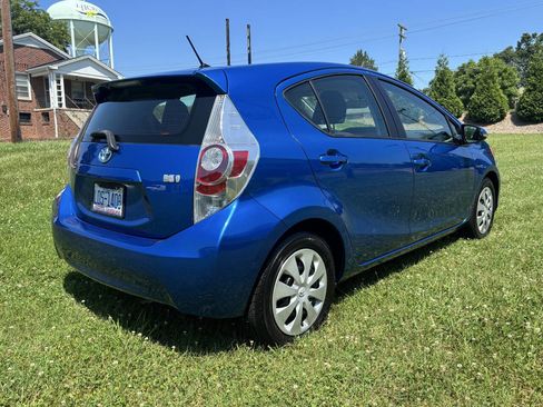 Used 2013 Toyota Prius C Two image 30