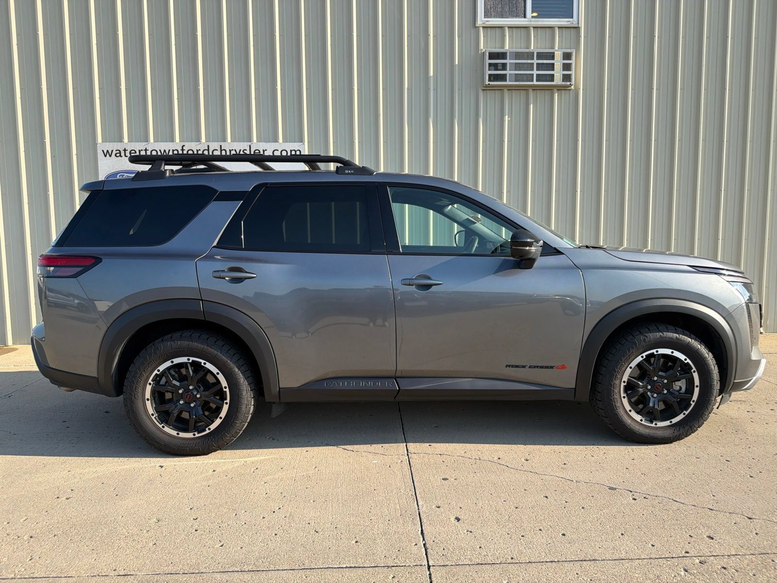 Used 2026 Nissan Pathfinder Rock Creek AWD/4WD image 1