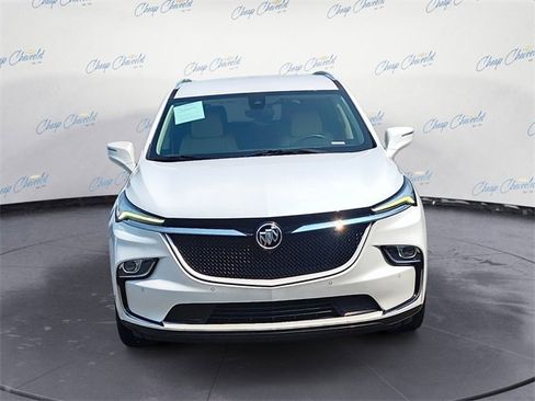 Used 2022 Buick Enclave Essence w/ Sport Touring Edition image 8