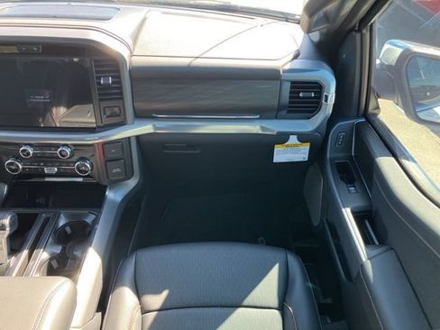 New 2025 Ford F150 Lariat w/ Equipment Group 502A High image 20