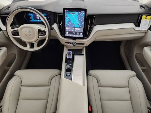 New 2026 Volvo XC60 B5 Ultra w/ Protection Package Premier AWD/4WD image 4