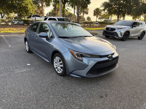 Used 2022 Toyota Corolla LE FWD image 7