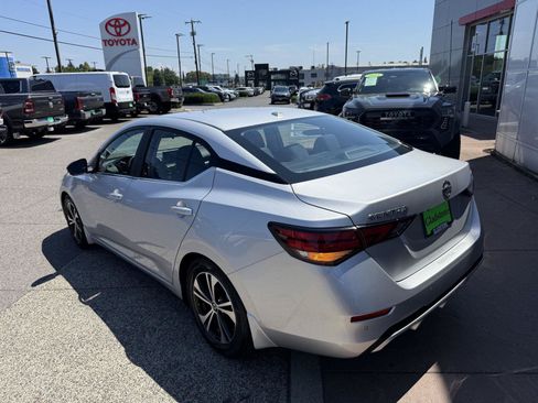 Used 2020 Nissan Sentra SV FWD image 4