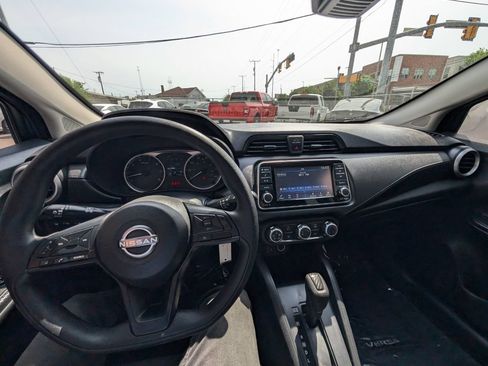Used 2023 Nissan Versa S w/ S Plus Package FWD image 21