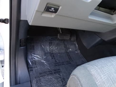 Used 2024 Ford F350 XLT w/ XLT Premium Package image 18