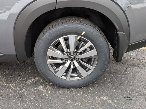 New 2025 Nissan Pathfinder SL image 23