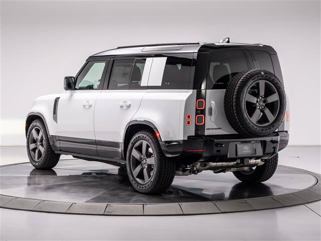 New 2026 Land Rover Defender 110 X-Dynamic SE AWD/4WD image 3