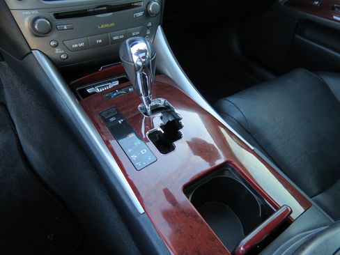 Used 2008 Lexus IS 250 image 29