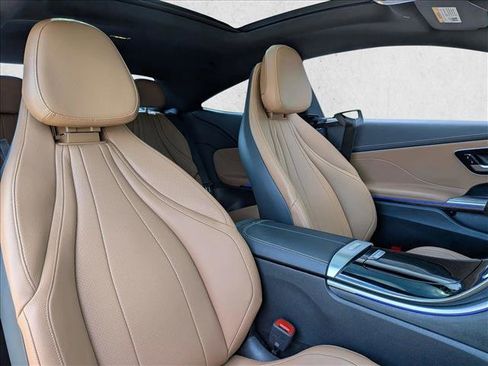 Used 2024 Mercedes-Benz CLE 300 4MATIC Coupe image 17