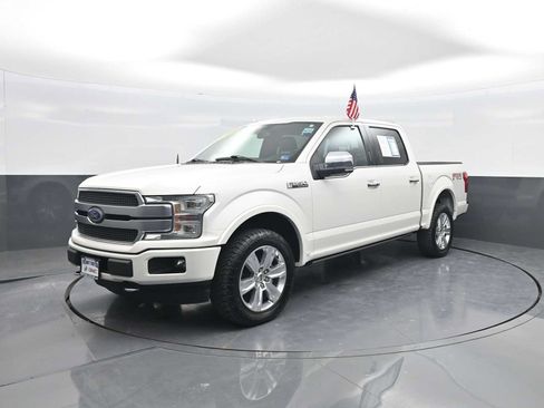 Used 2018 Ford F150 Platinum w/ Equipment Group 701A Luxury AWD/4WD image 4