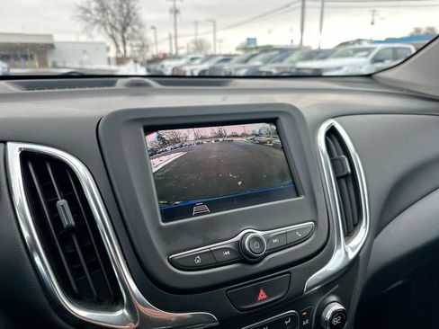 Used 2020 Chevrolet Equinox LT image 31