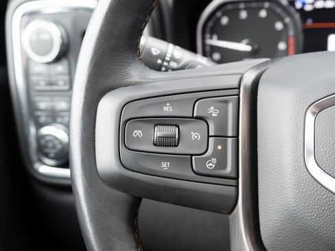 Used 2022 GMC Sierra 3500 AT4 image 7