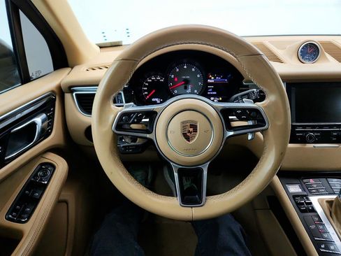 Used 2016 Porsche Macan S AWD/4WD image 18