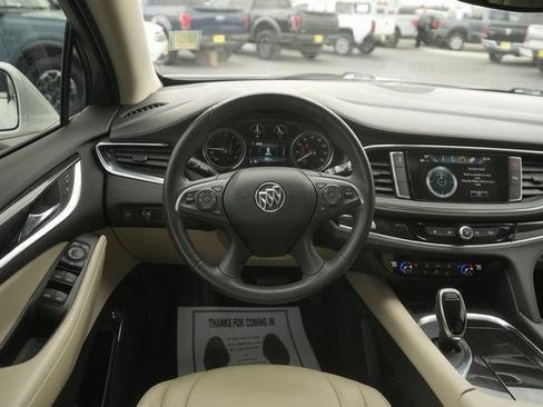 Used 2019 Buick Enclave Essence image 21