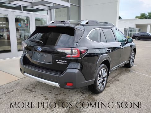 Used 2023 Subaru Outback Touring XT AWD/4WD image 3