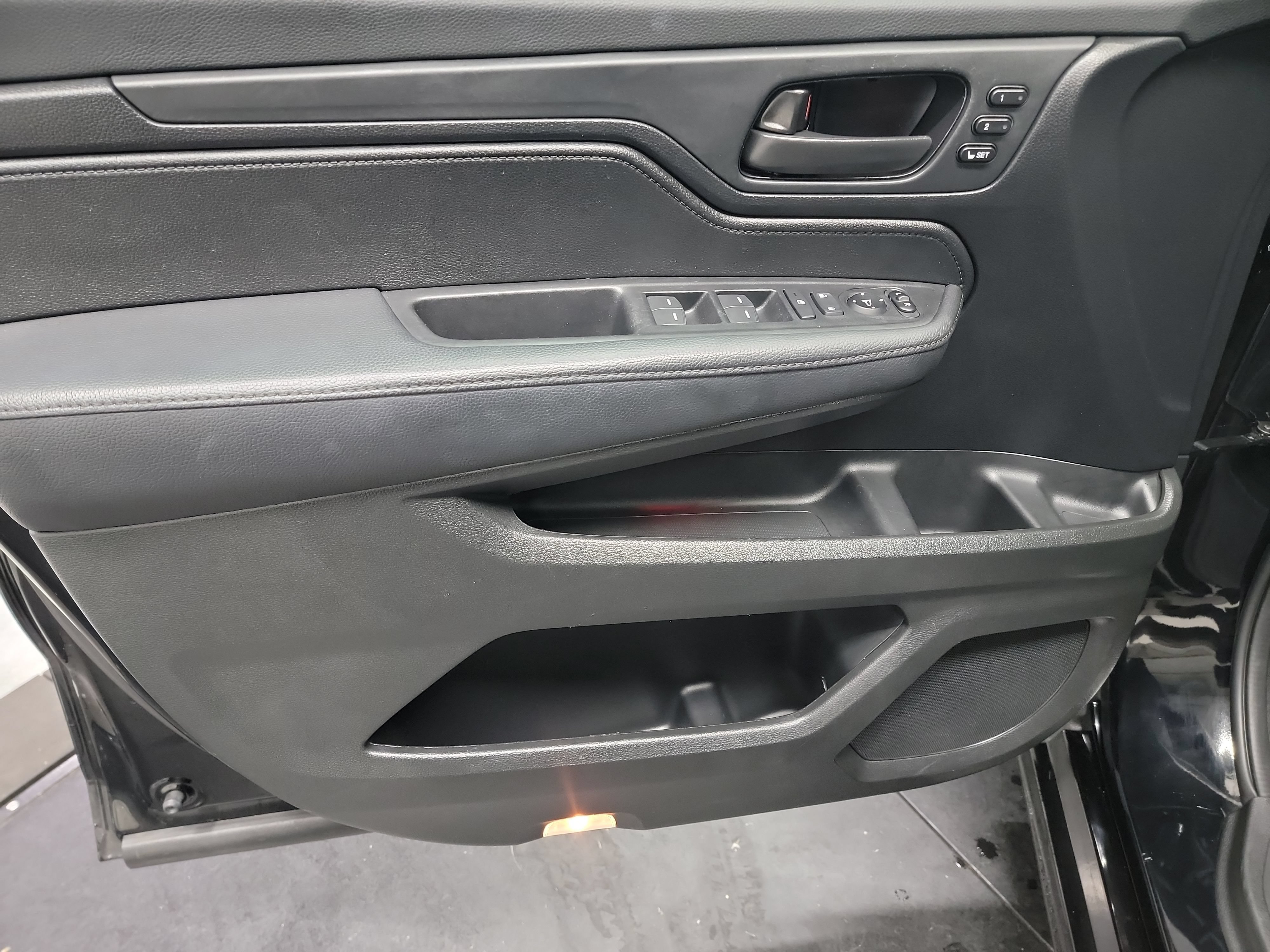 Certified 2024 Honda Odyssey Sport image 13