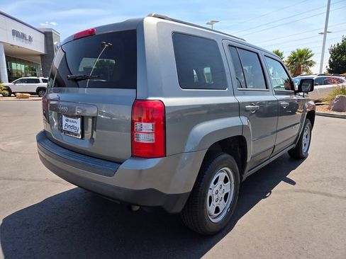 Used 2014 Jeep Patriot Sport AWD/4WD image 4