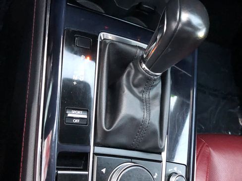 Used 2024 MAZDA CX-30 AWD 2.5 S w/ Preferred Package image 18