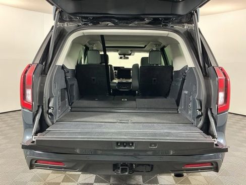 Used 2025 Ford Expedition Active AWD/4WD image 33