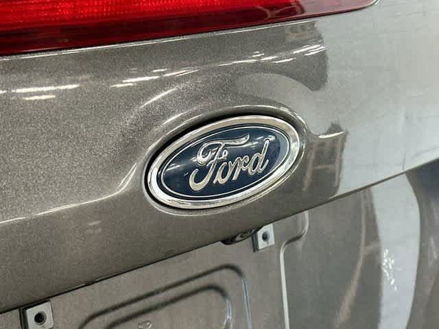 Used 2017 Ford Focus SE FWD image 16