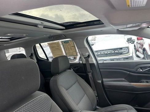 Used 2022 GMC Acadia SLE w/ Driver Convenience Package image 23