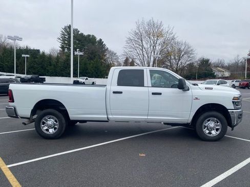 New 2026 RAM 2500 Tradesman w/ Chrome Appearance Group AWD/4WD image 9