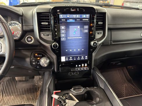 Used 2023 RAM 1500 Laramie AWD/4WD image 7