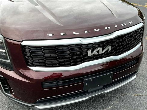 Used 2022 Kia Telluride EX w/ EX Premium Package image 29