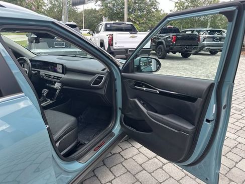 Used 2024 Kia Seltos EX AWD/4WD image 23