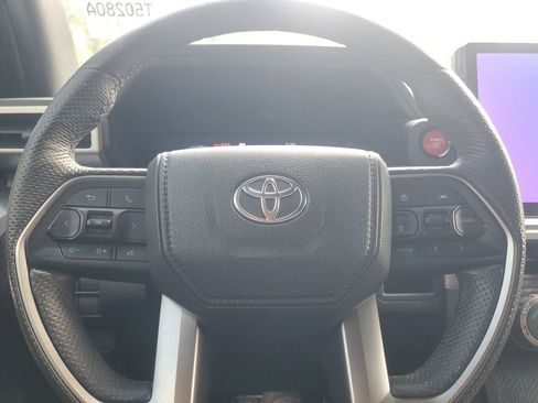 Used 2024 Toyota Tacoma TRD Sport image 17